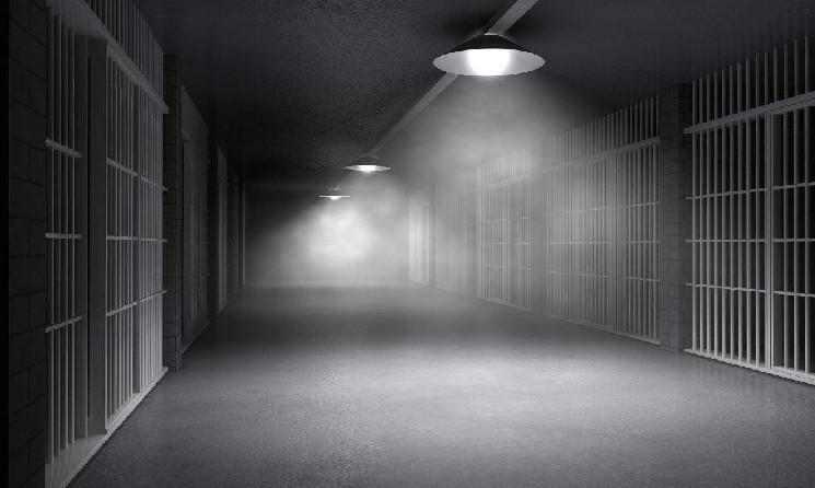 Следователь в России получил 16 лет за взятку в 1 032 биткоина от хакеров, которых расследовал