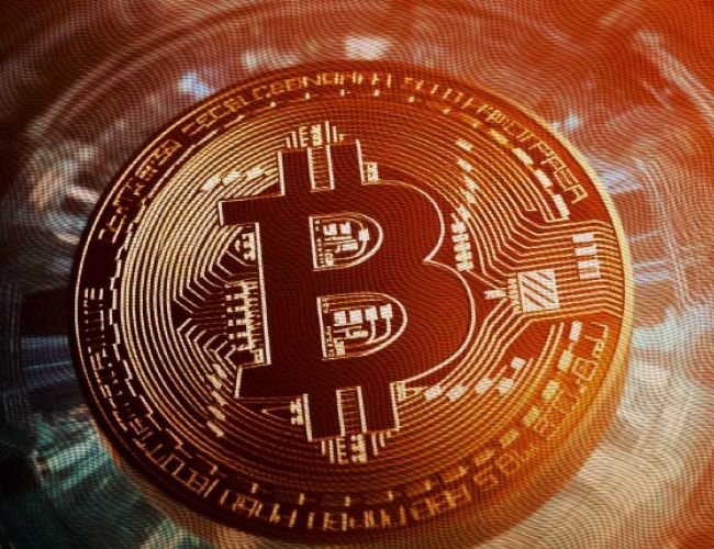 Крипто-кит добавил 200 BTC: прибыль достигает $181 млн перед ETF