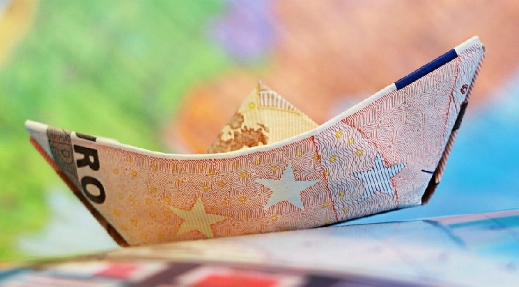 Биткойн достиг нового рекорда: €68,000 против евро!