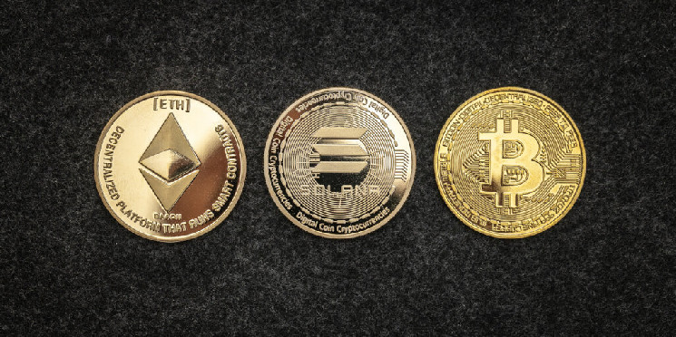 Эфириум и Солана растут: обзор рынка.