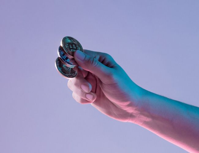 Ripple запускает стабильную монету RLUSD для улучшения платежей и привлечения разработчиков на XRPL Ledger