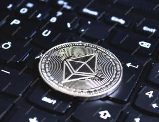 Quantoz запускає стабільні монети EURQ та USDQ на Ethereum з повною фіатною підтримкою