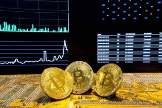 Биткойн на пути к $100,000: индикаторы и действия китов подтверждают рост актива